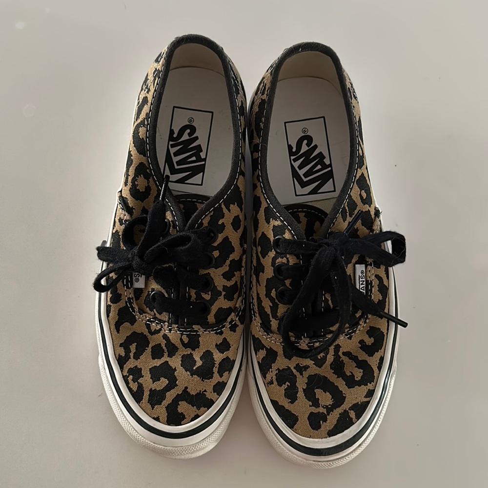 Like new Big Girls Cheetah Print Vans